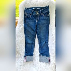 WALLFLOWER SIZE 7 LUSCIOUS CURVY FIT CAPRIS